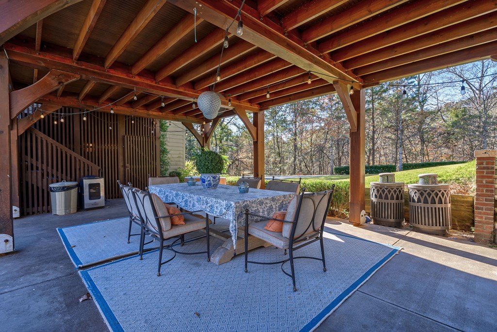Perfect for al fresco dining!